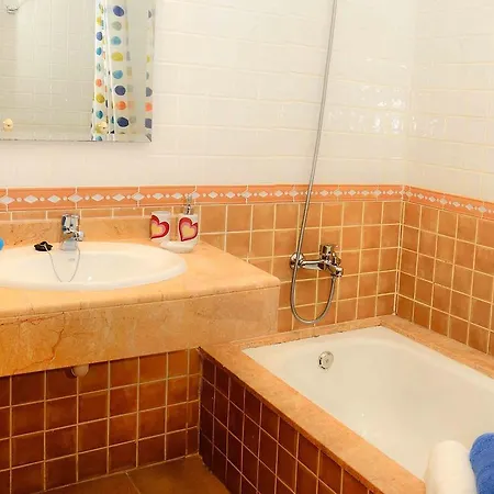 Villa Nohara 4 Pool, Wifi 度假居 *